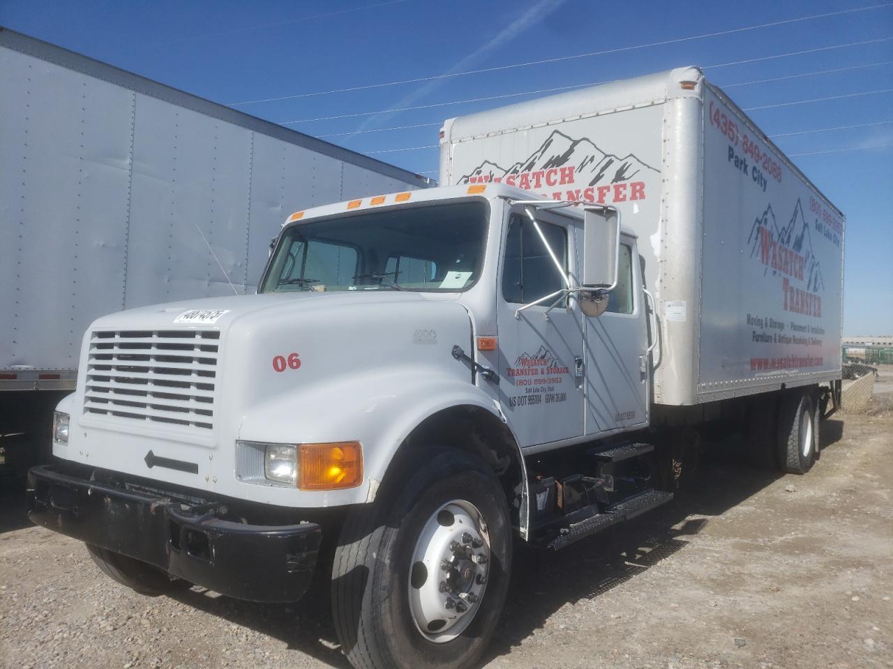 2000 International 4000 4700 للبيع في Farr West، UT - Front End