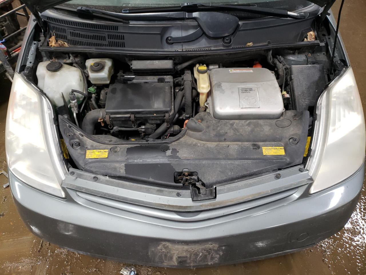 2005 Toyota Prius - Image 11
