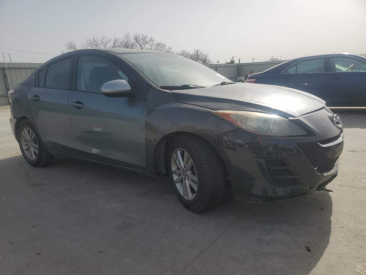 2012 Mazda 3 - Image 4