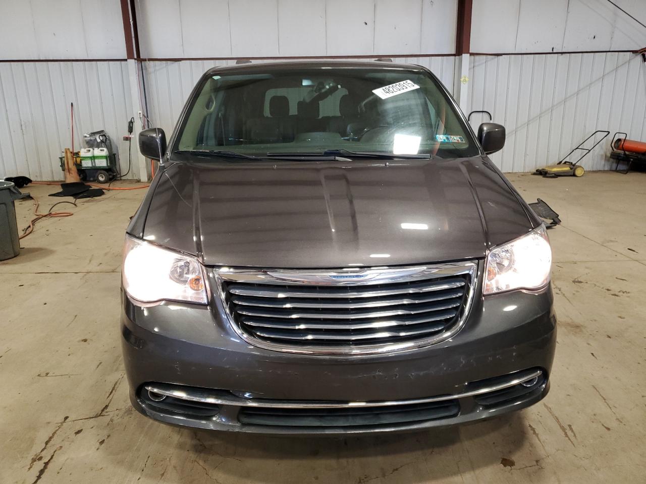 2015 Chrysler Town & Country - Image 5