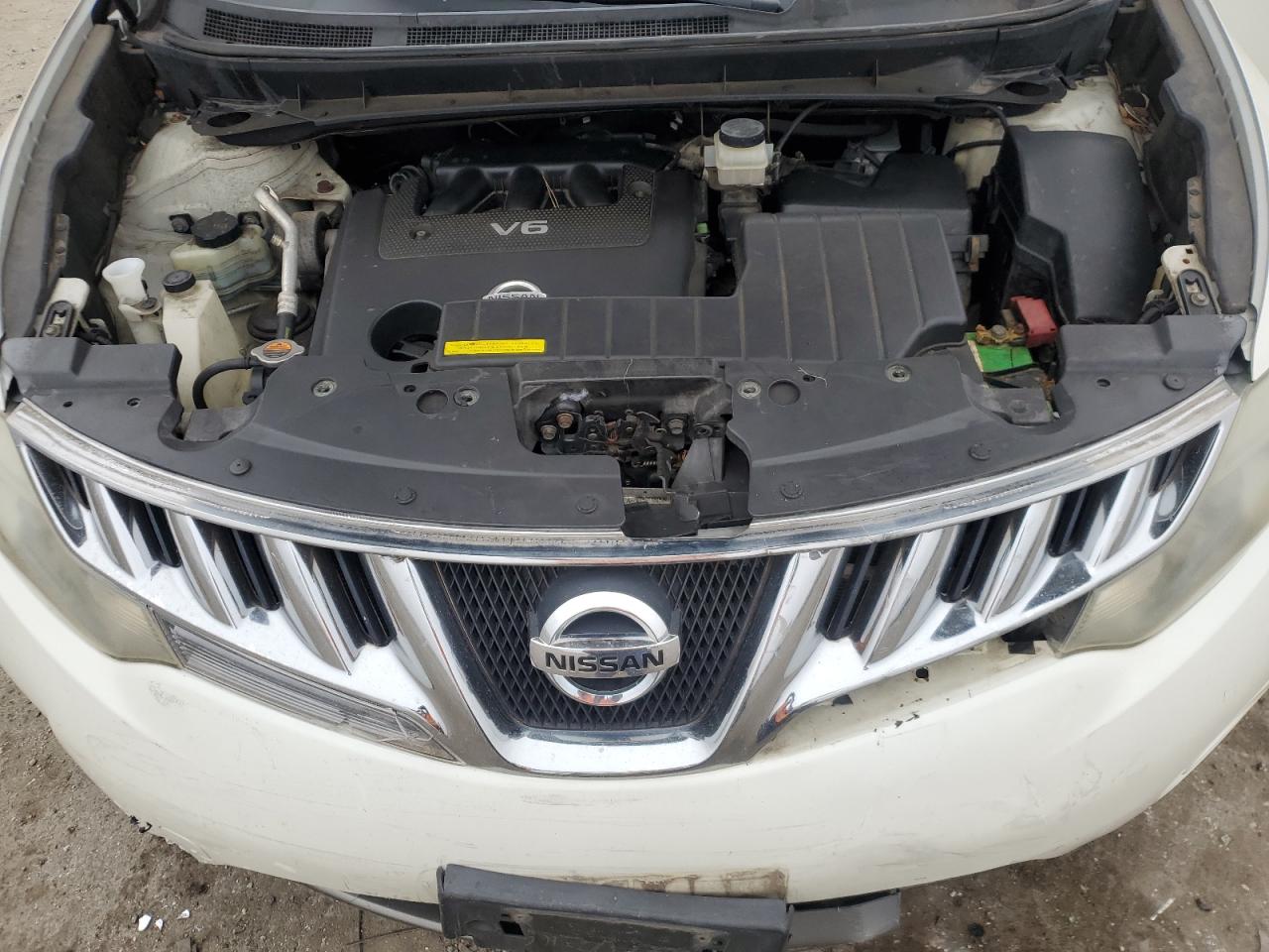 2010 Nissan Murano - Image 12