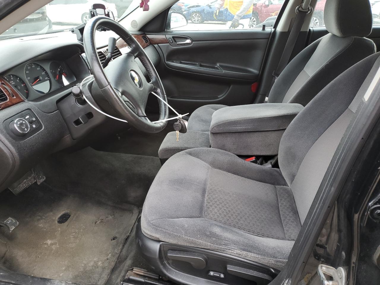 2011 Chevrolet Impala - Image 7