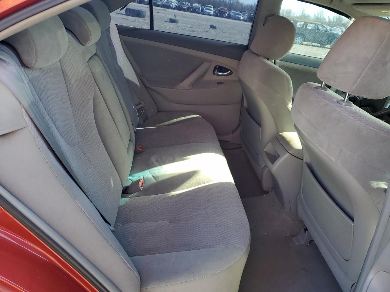 2010 Toyota Camry - Image 10