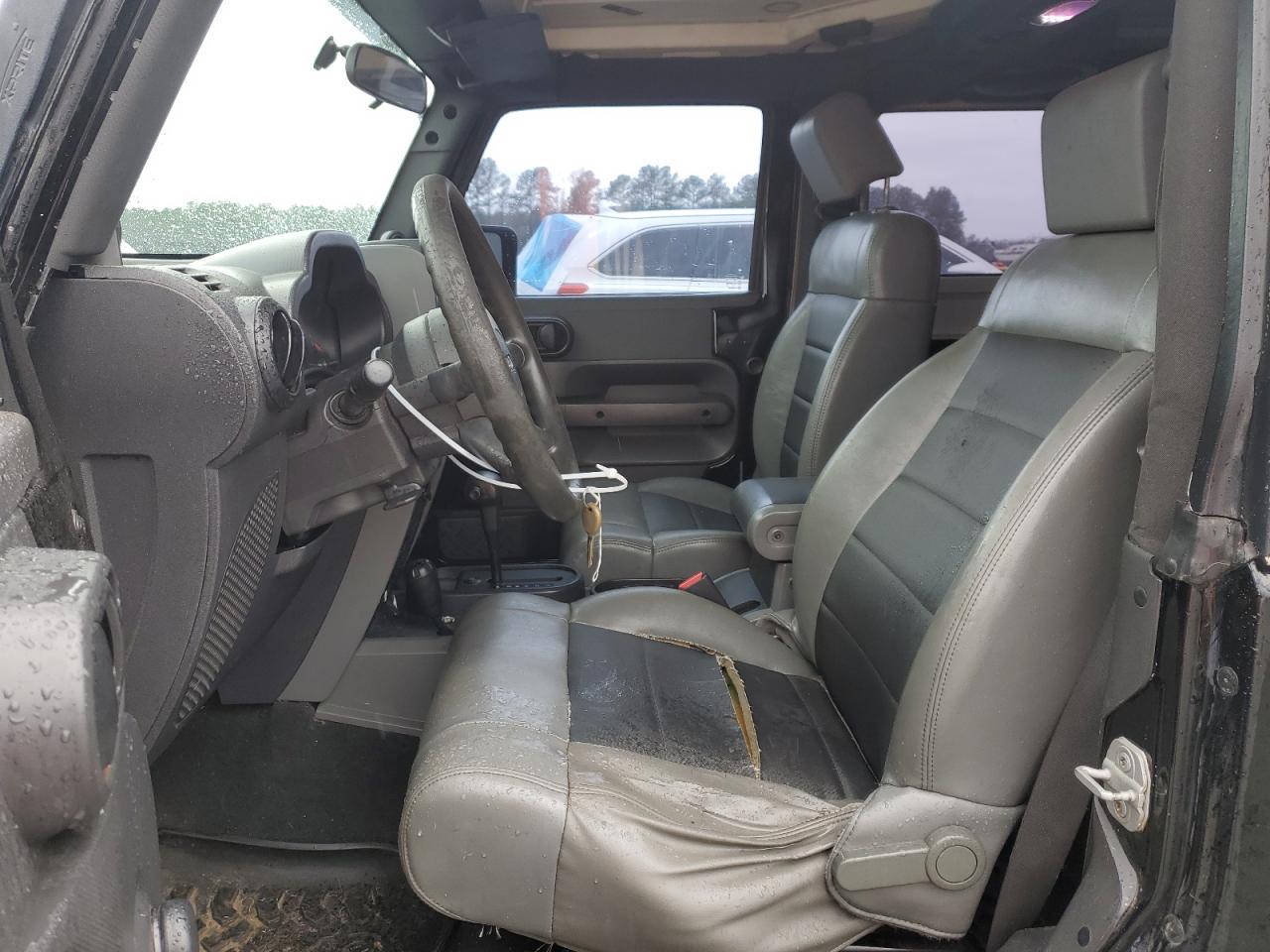 2009 Jeep Wrangler - Image 7