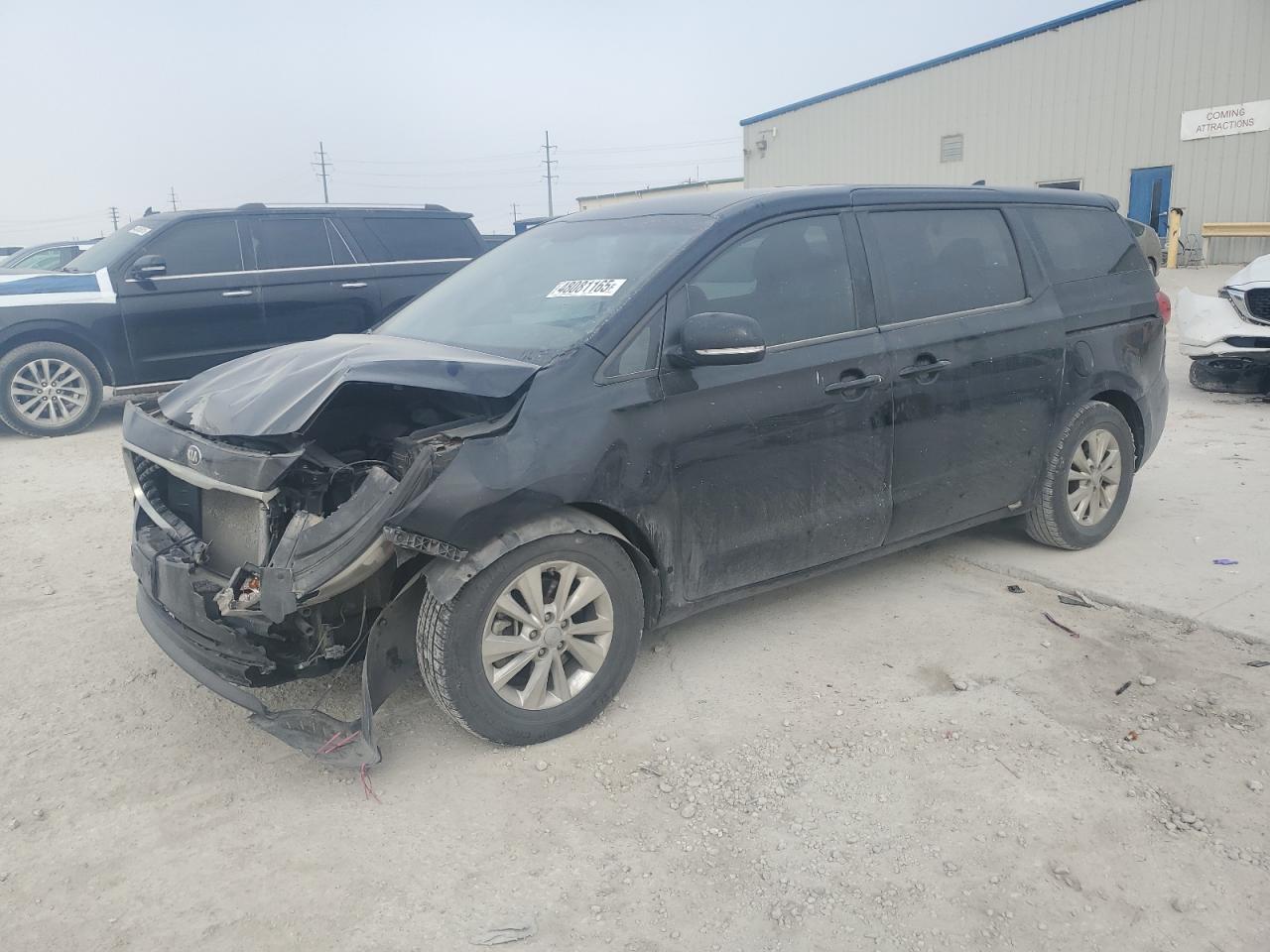 2016 Kia Sedona - Image 1