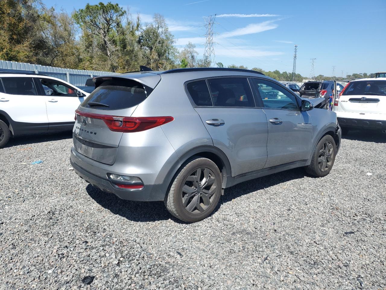 2022 Kia Sportage - Image 3