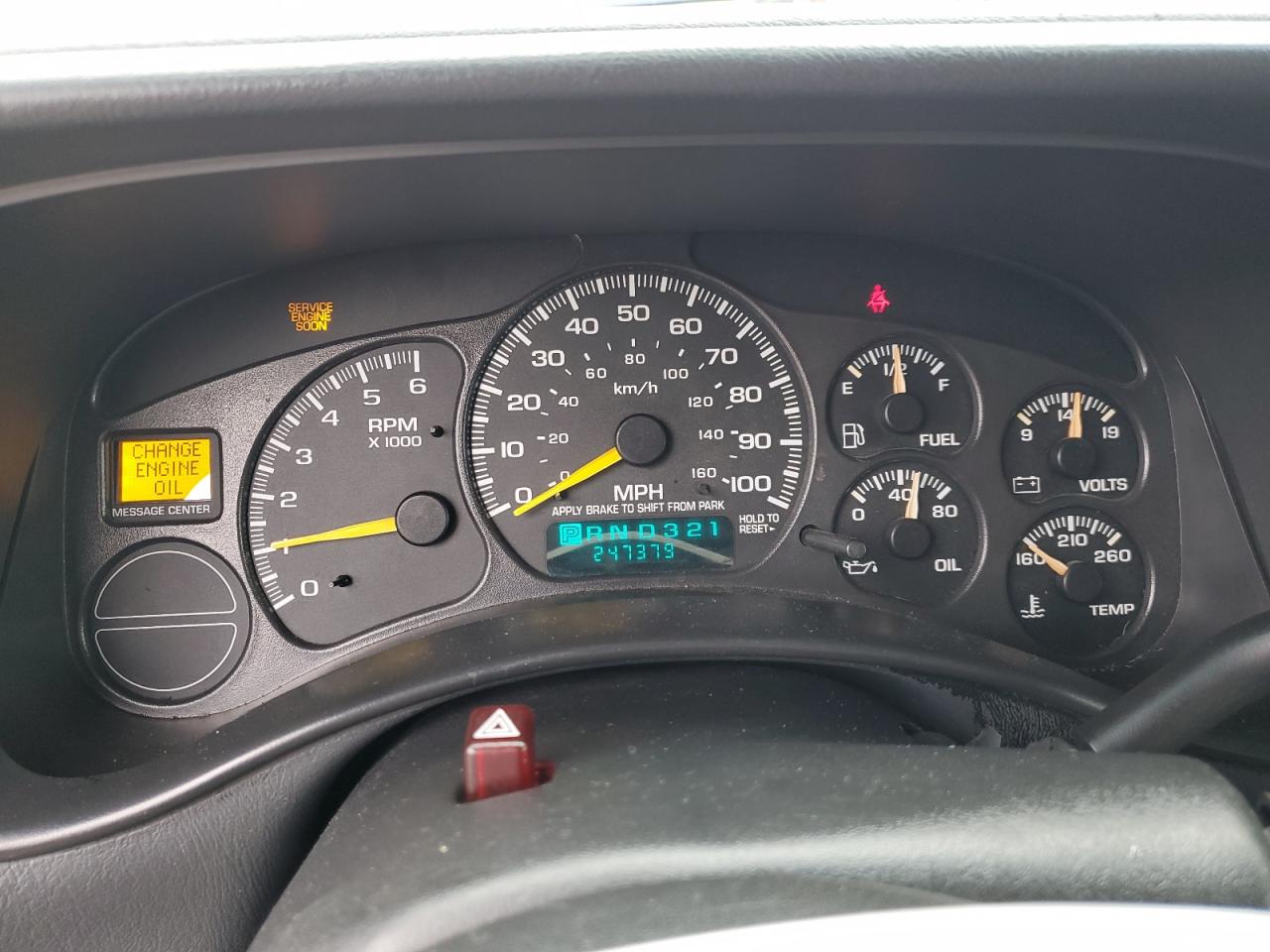 2001 GMC Sierra - Image 9