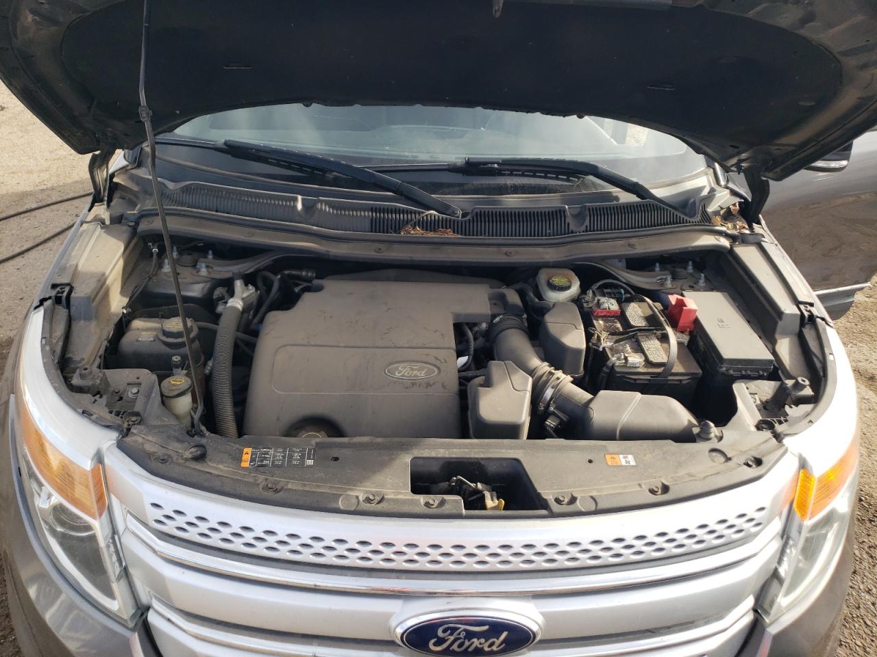 2014 Ford Explorer - Image 12