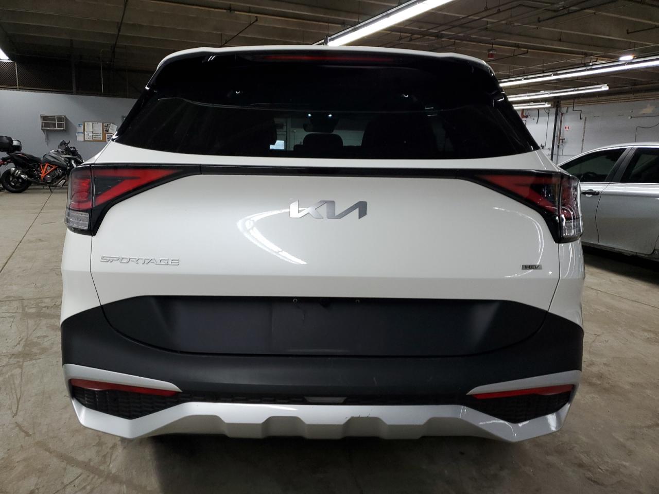 2023 Kia Sportage - Image 6