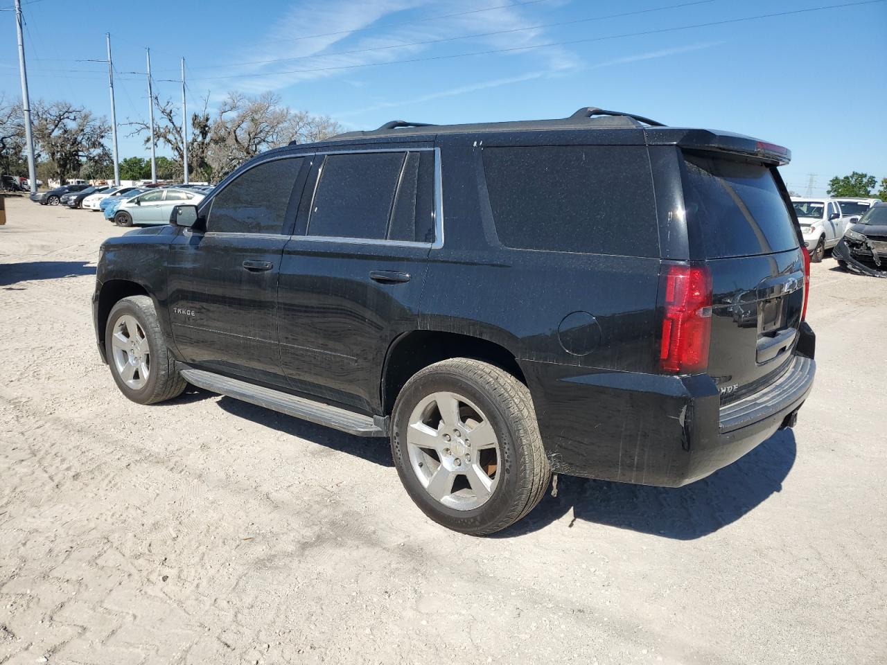 2022 Chevrolet Suburban - Image 2