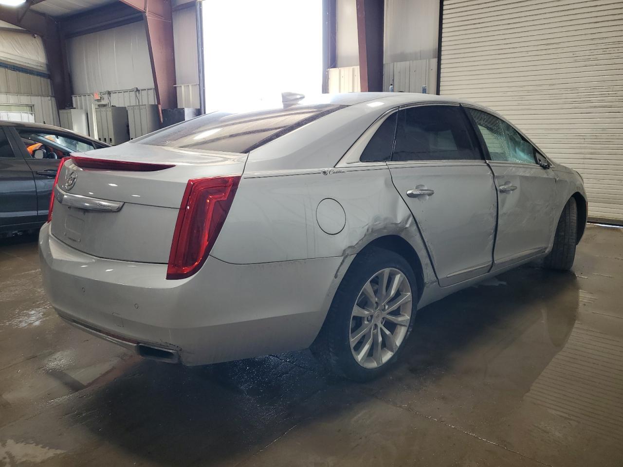 2015 Cadillac XTS - Image 3