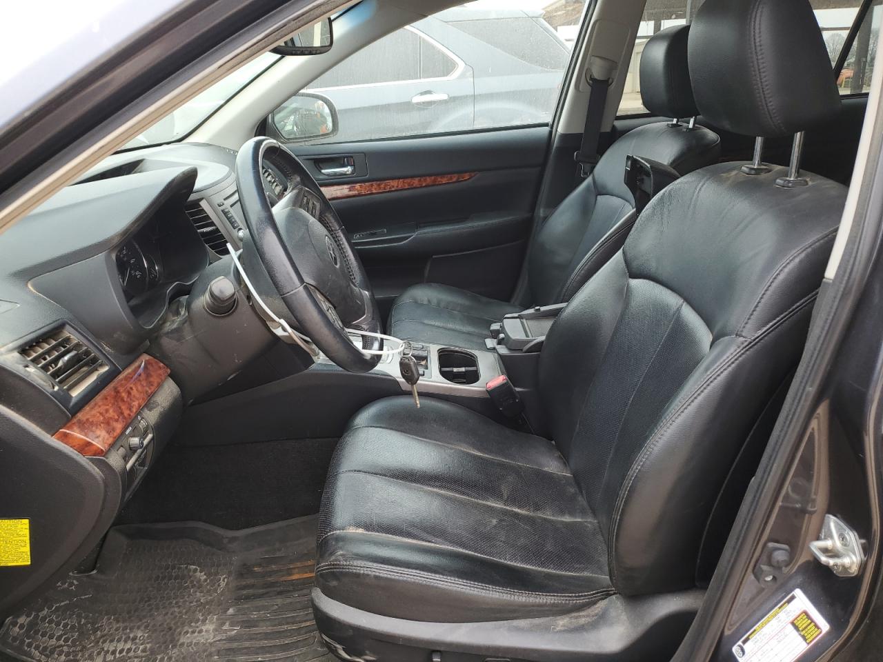 2012 Subaru Outback - Image 7