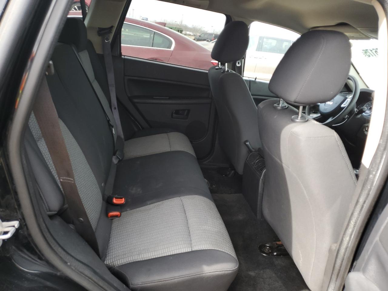 2008 Jeep Grand Cherokee - Image 10