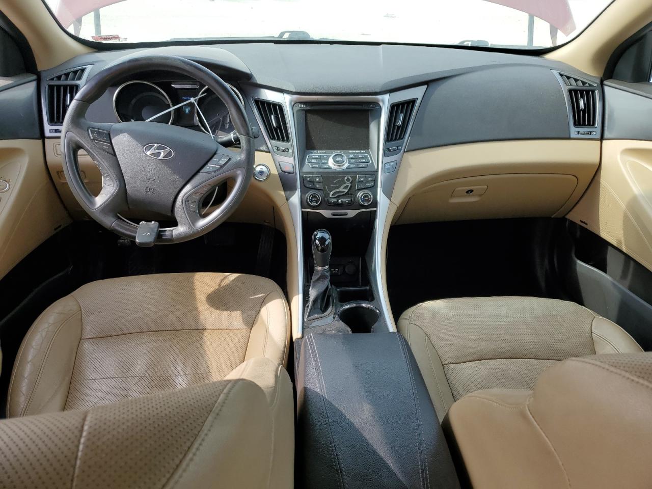 2011 Hyundai Sonata - Image 8