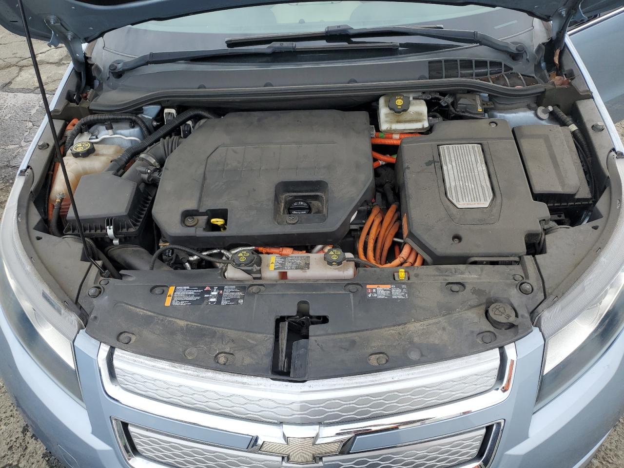 2014 Chevrolet Volt - Image 11