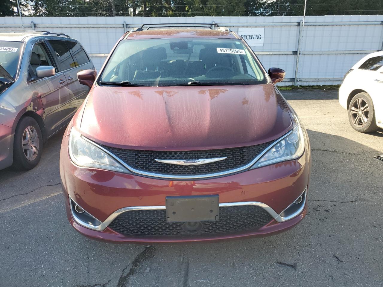 2017 Chrysler Pacifica - Image 5