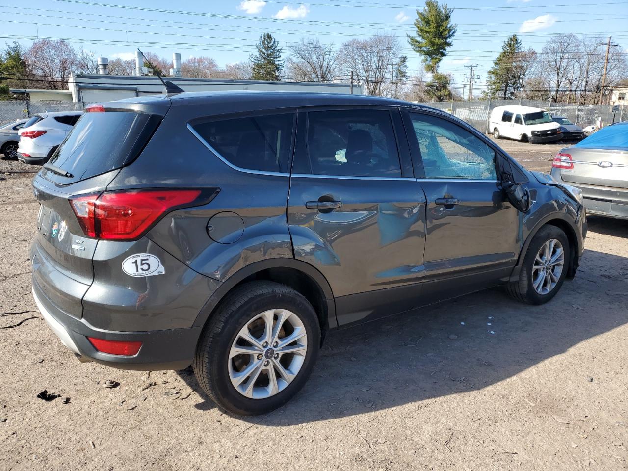 1FMCU9GD5KUC18649 FORD ESCAPE 2019
