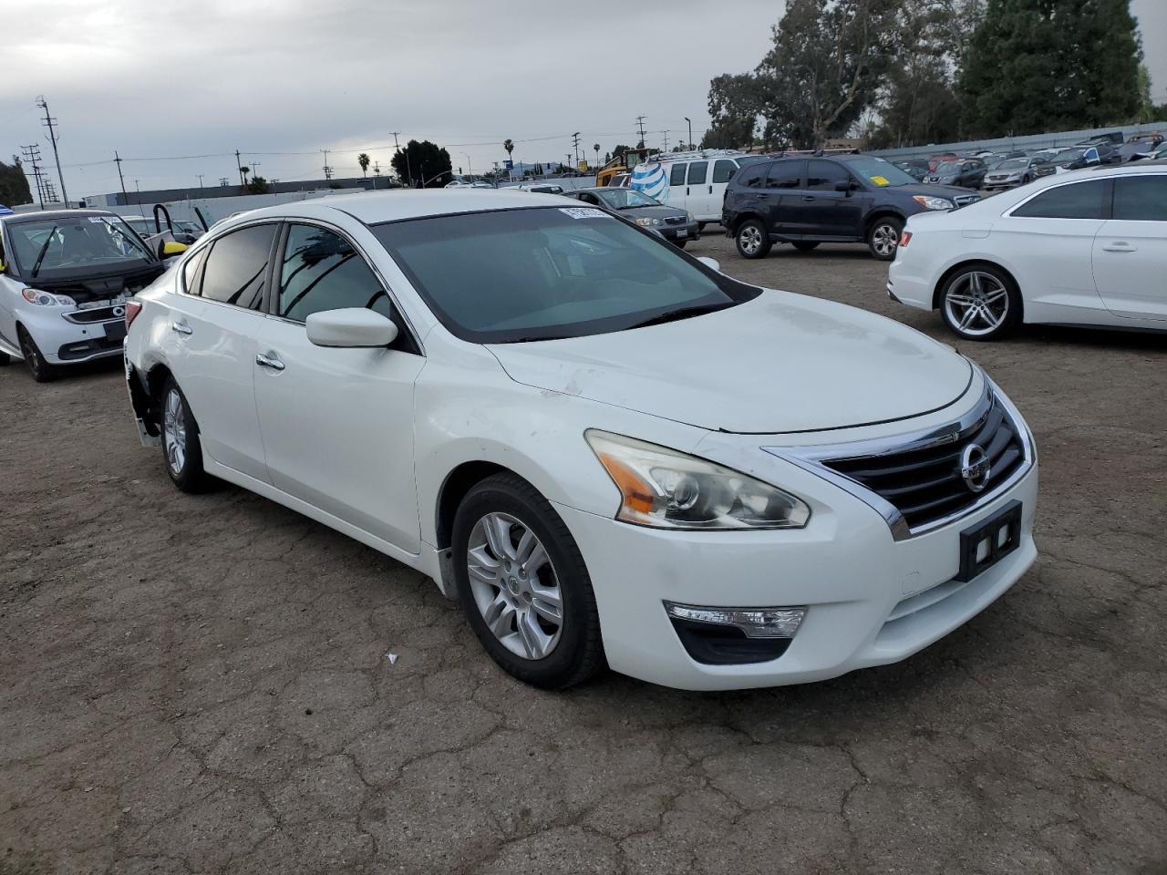 2013 Nissan Altima - Image 4