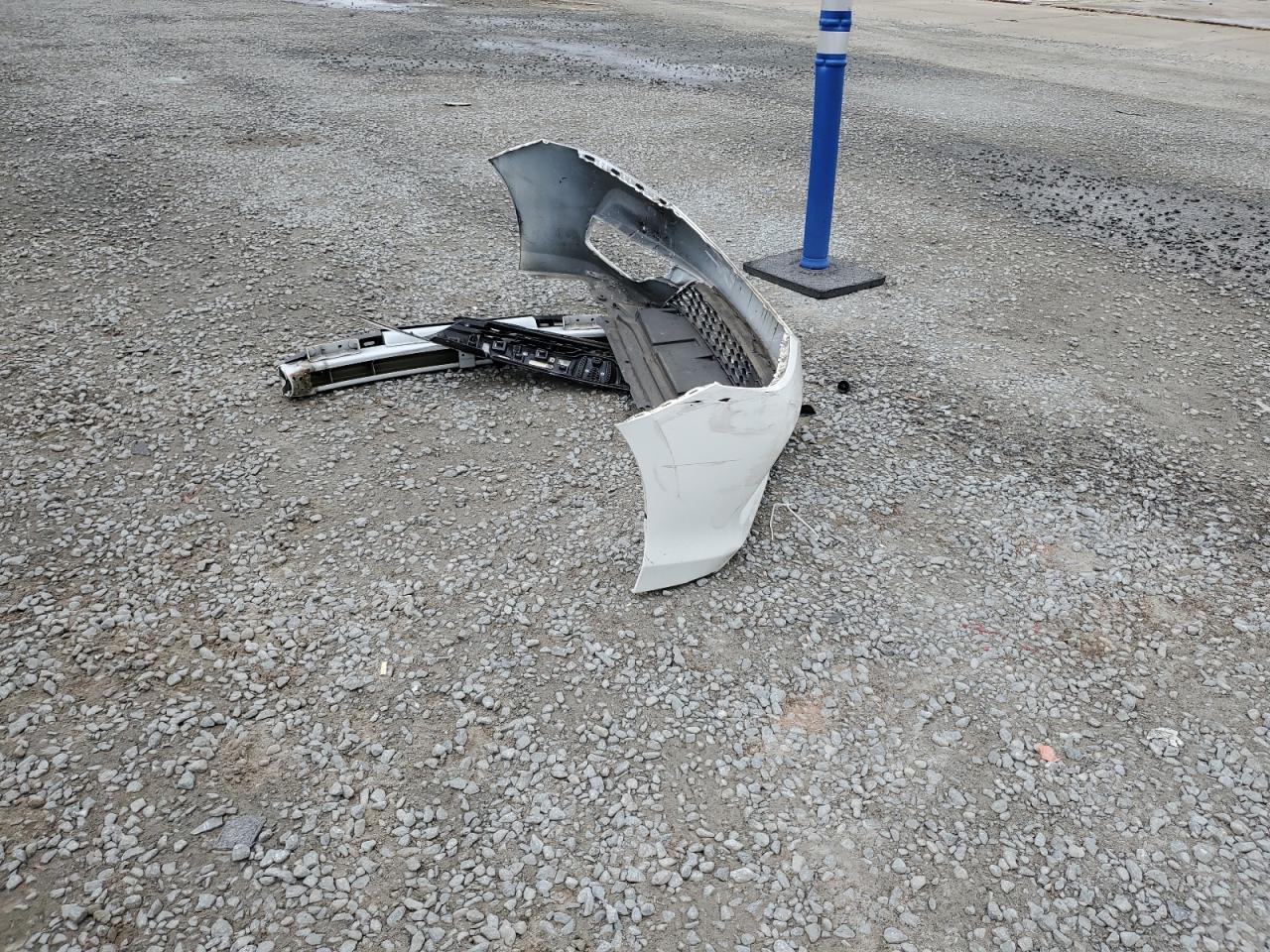 1HGCR2F38HA068165 HONDA ACCORD 2017