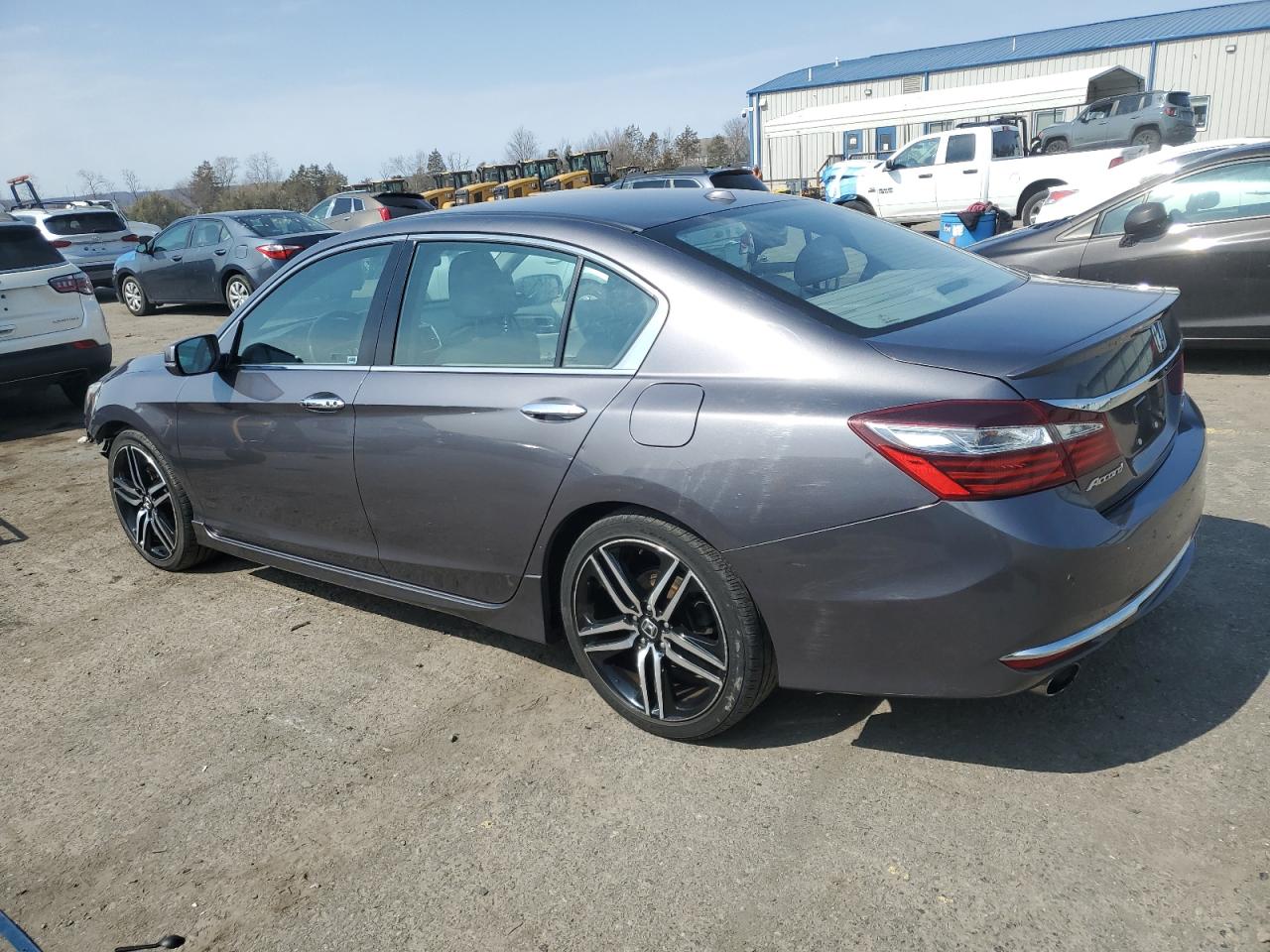 1HGCR3F98HA038528 HONDA ACCORD 2017