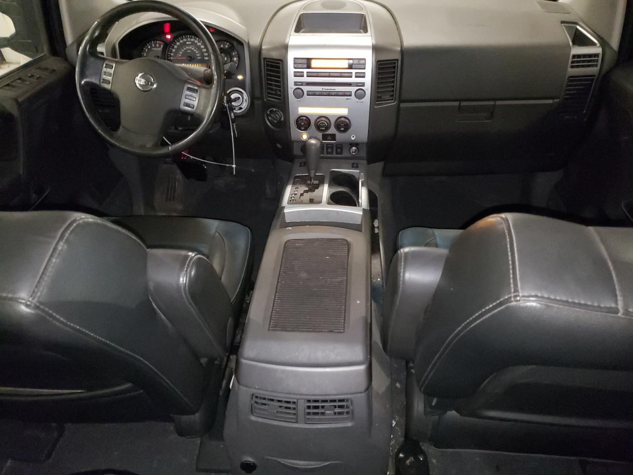 2007 Nissan Titan - Image 8