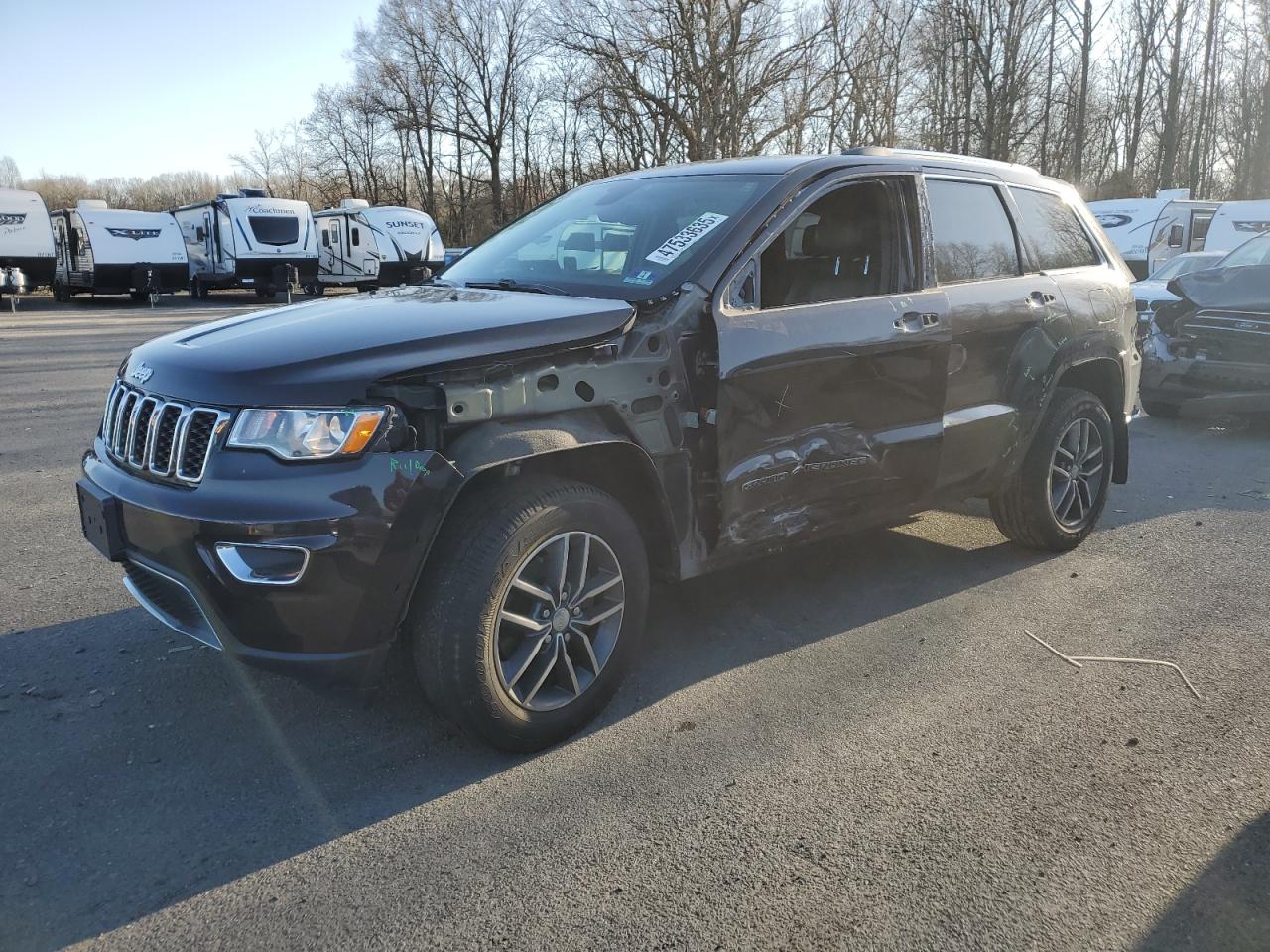 2017 Jeep Grand Cherokee - Image 1