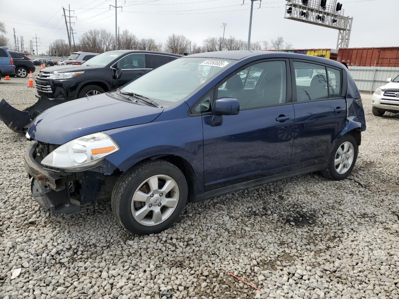 2012 Nissan Versa S იყიდება Columbus-ში, OH - Rear End