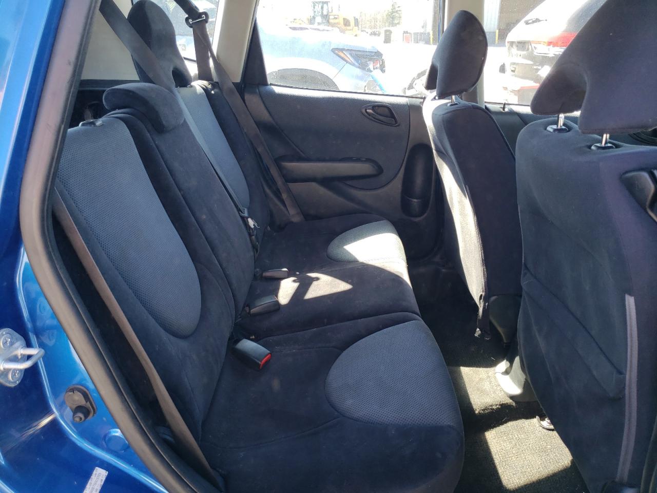 2007 Honda Fit - Image 10
