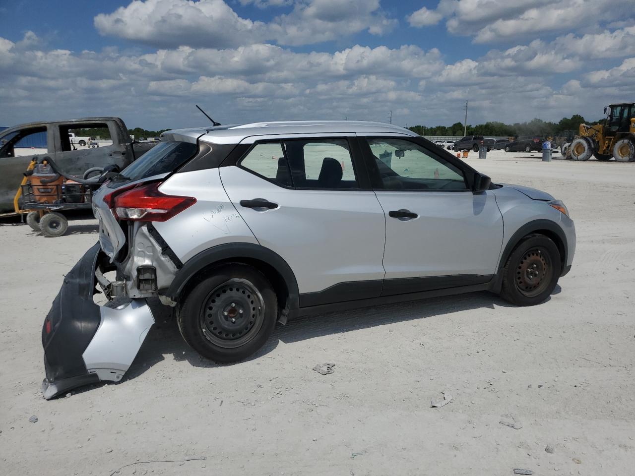 3N1CP5CUXJL523277 NISSAN KICKS 2018