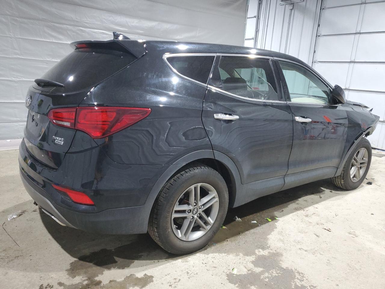 2017 Hyundai Santa Fe - Image 3