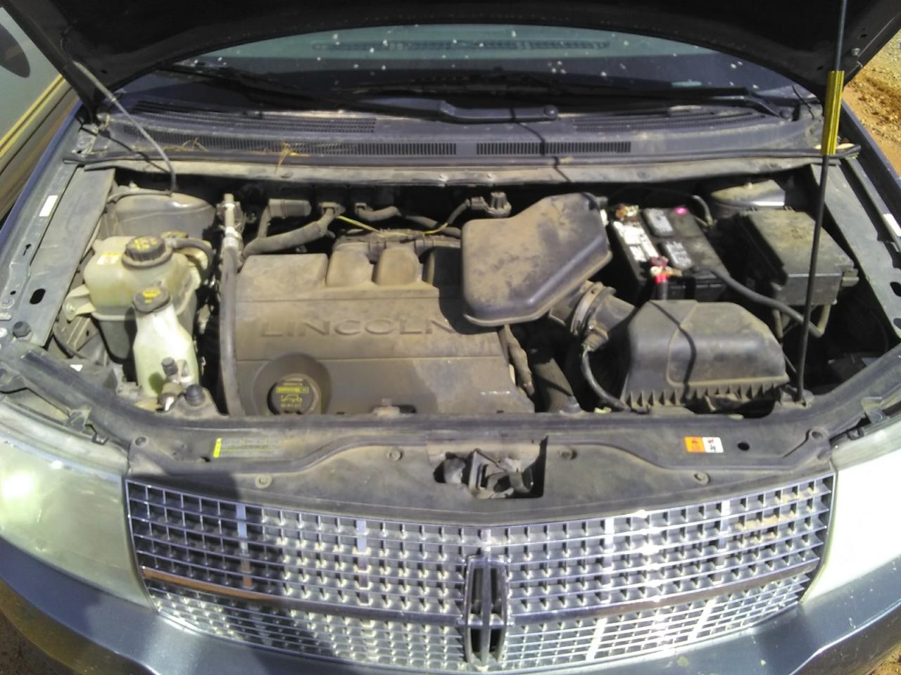 2010 Lincoln MKX - Image 12