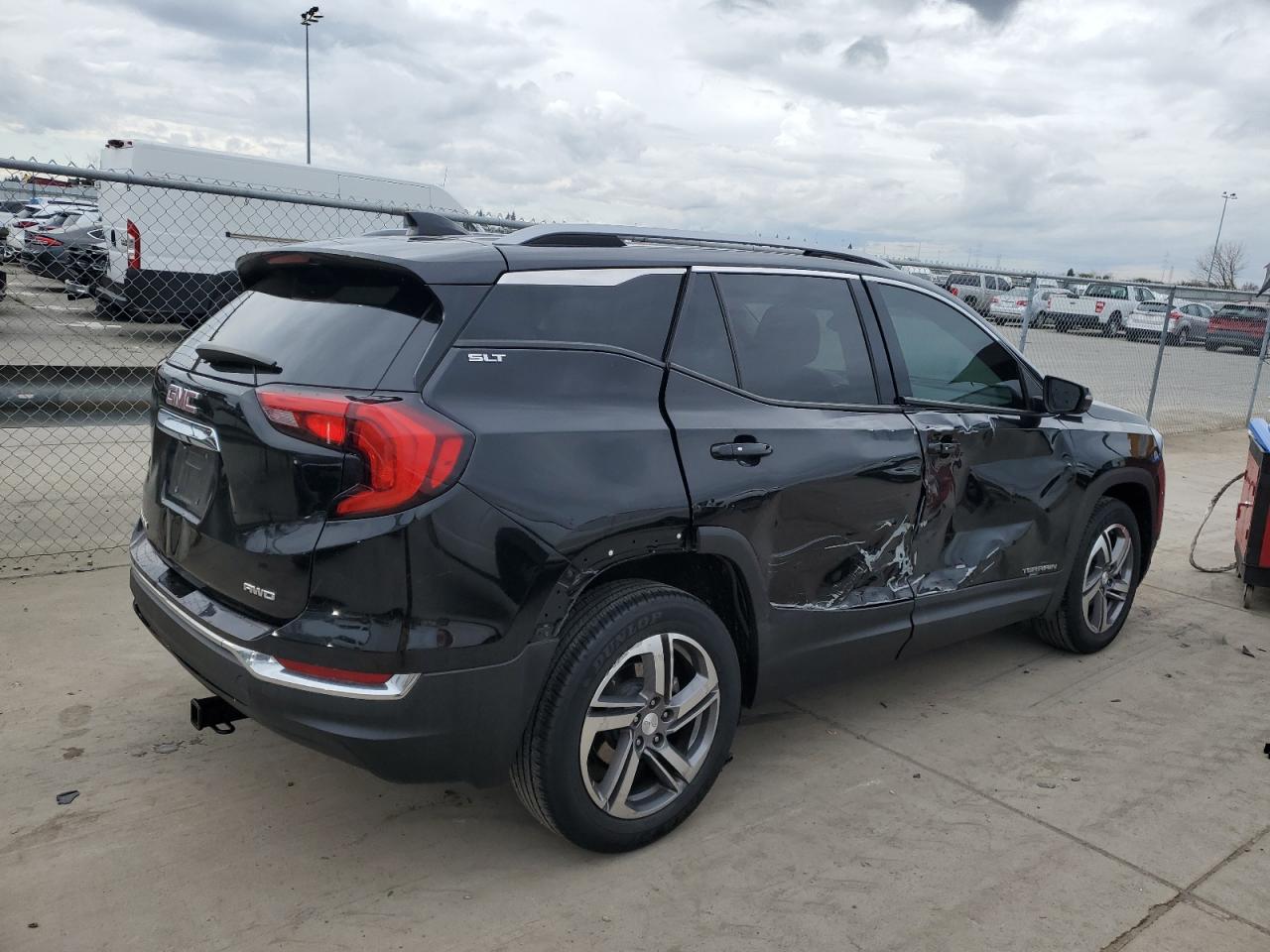2020 GMC Terrain - Image 3