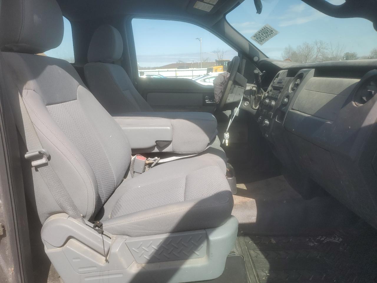 2013 Ford F-150 - Image 10