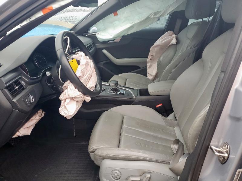  AUDI A4 2017 Серебристый