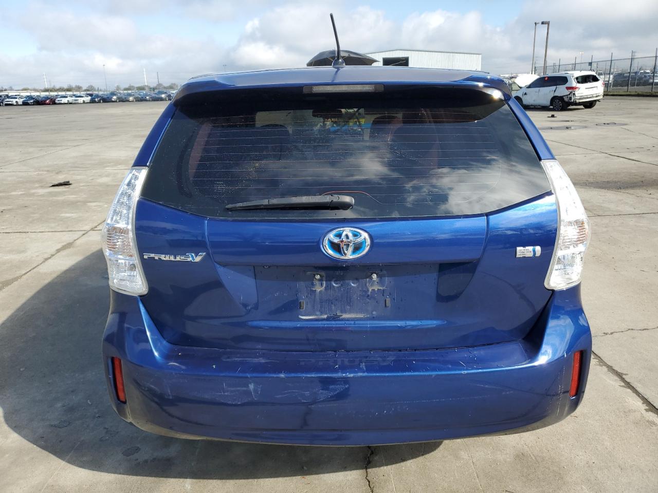 2012 Toyota Prius - Image 6