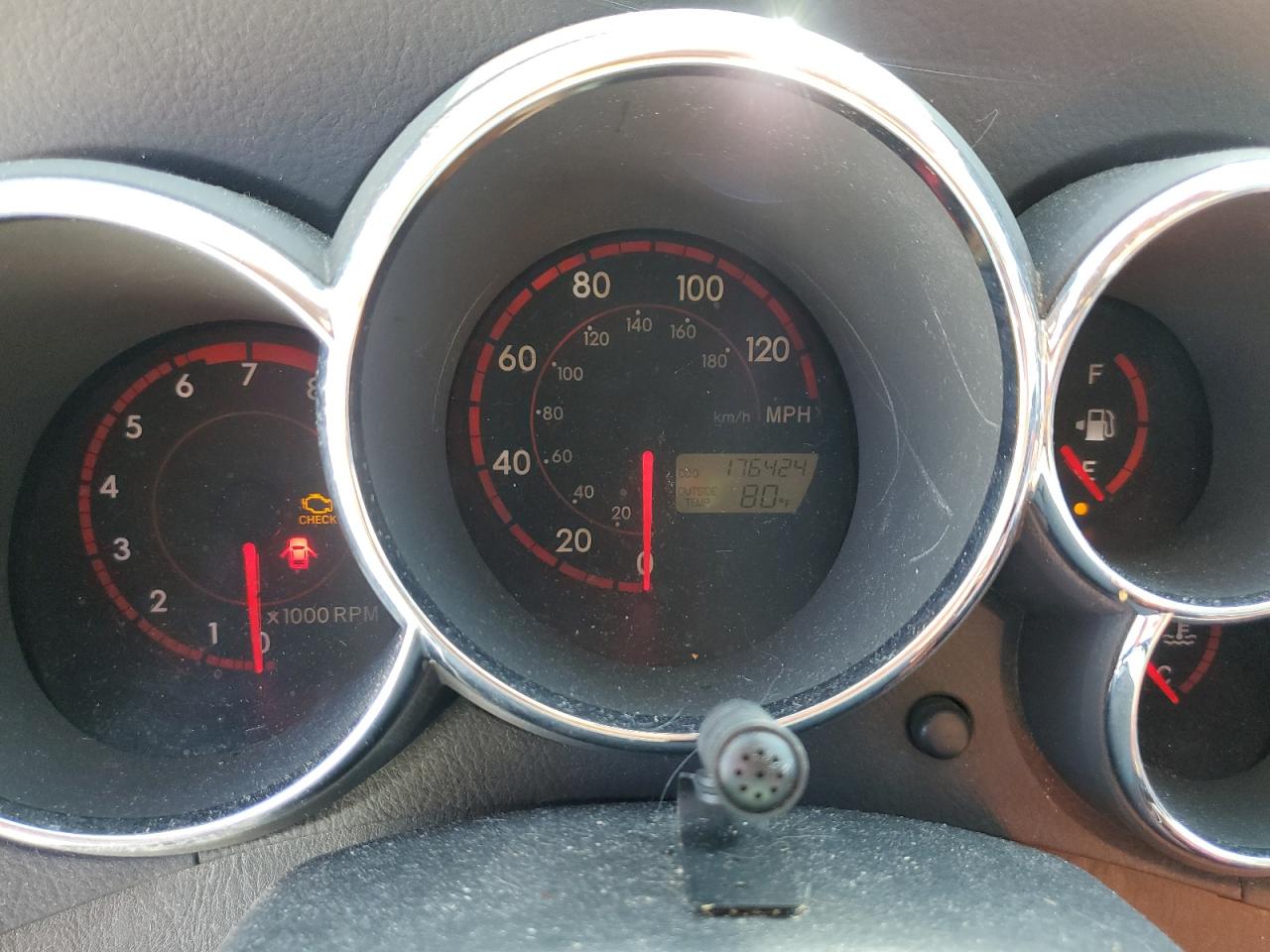 2004 Pontiac Vibe VIN: 5Y2SM64854Z442614 Lot: 50000505