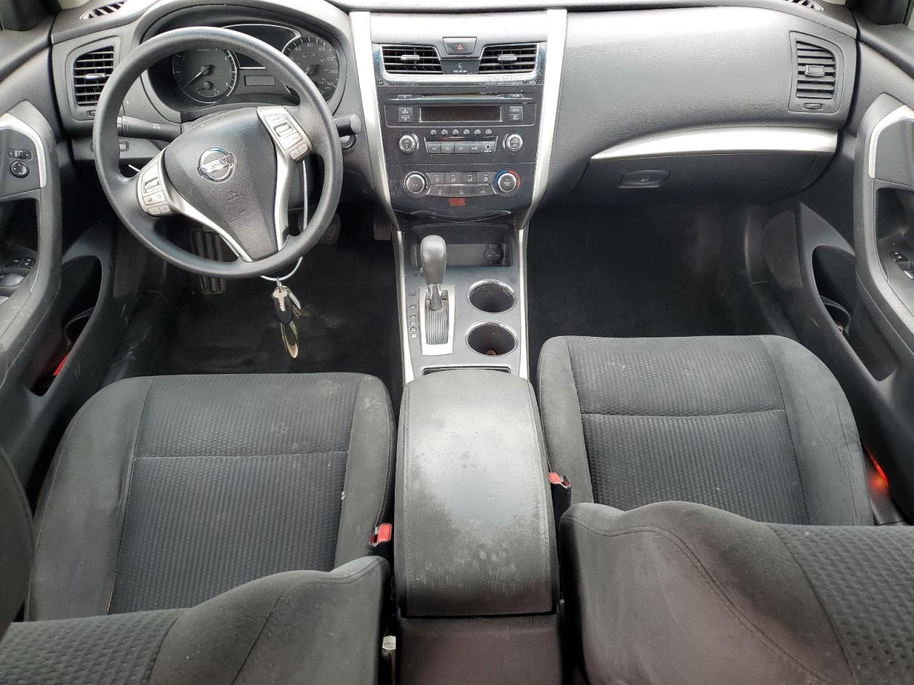 2015 Nissan Altima - Image 8