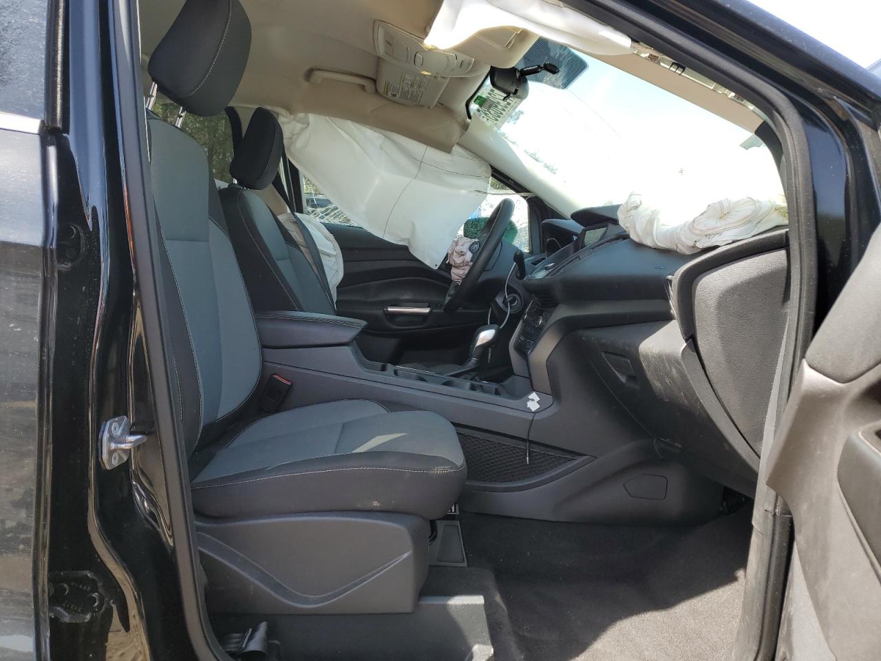 1FMCU0GD9JUA95139 FORD ESCAPE 2018