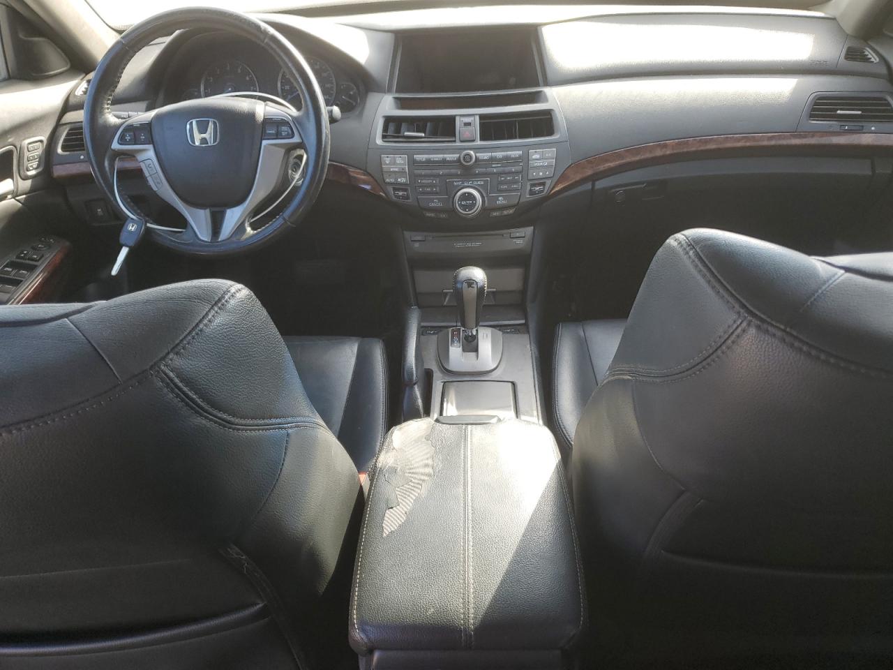 2010 Honda Accord - Image 8