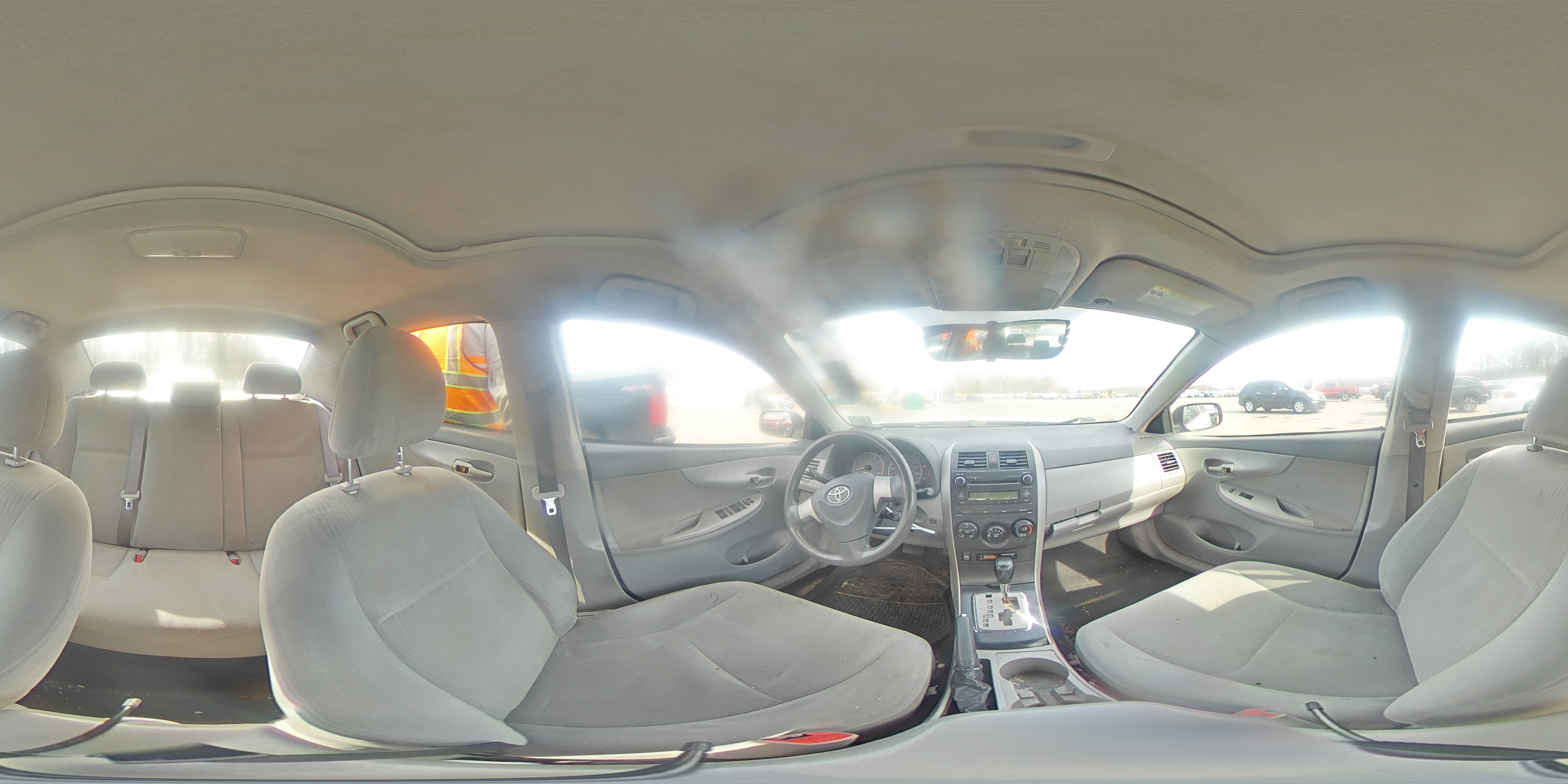 2010 Toyota Corolla - Image 13