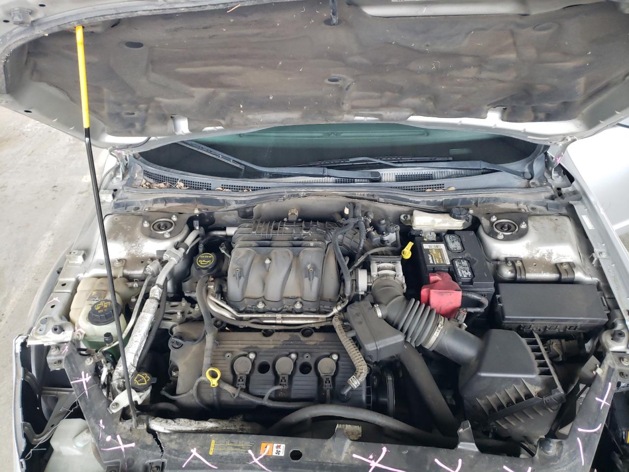 2011 Ford Fusion - Image 11