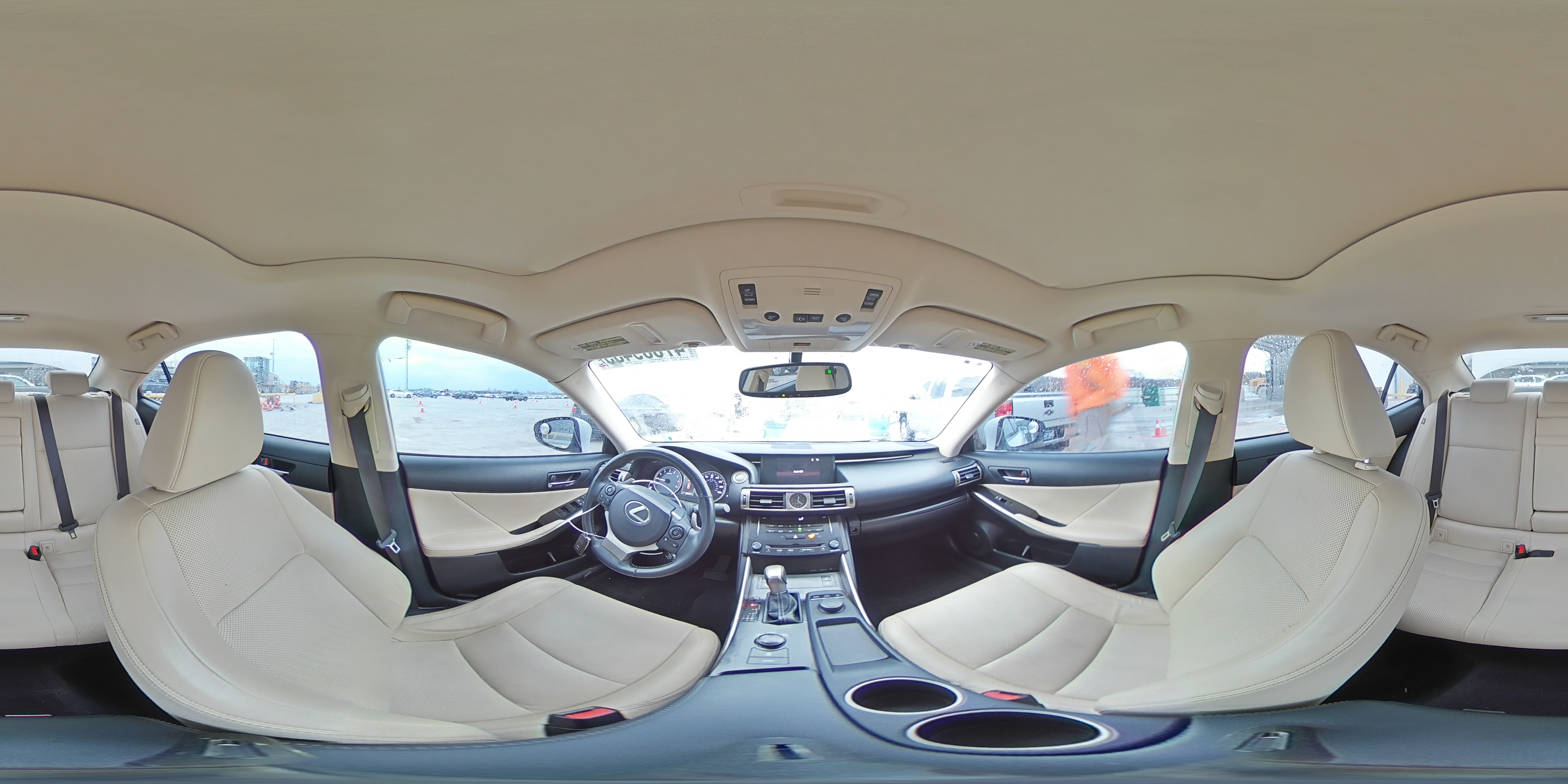 2014 Lexus IS - Image 14