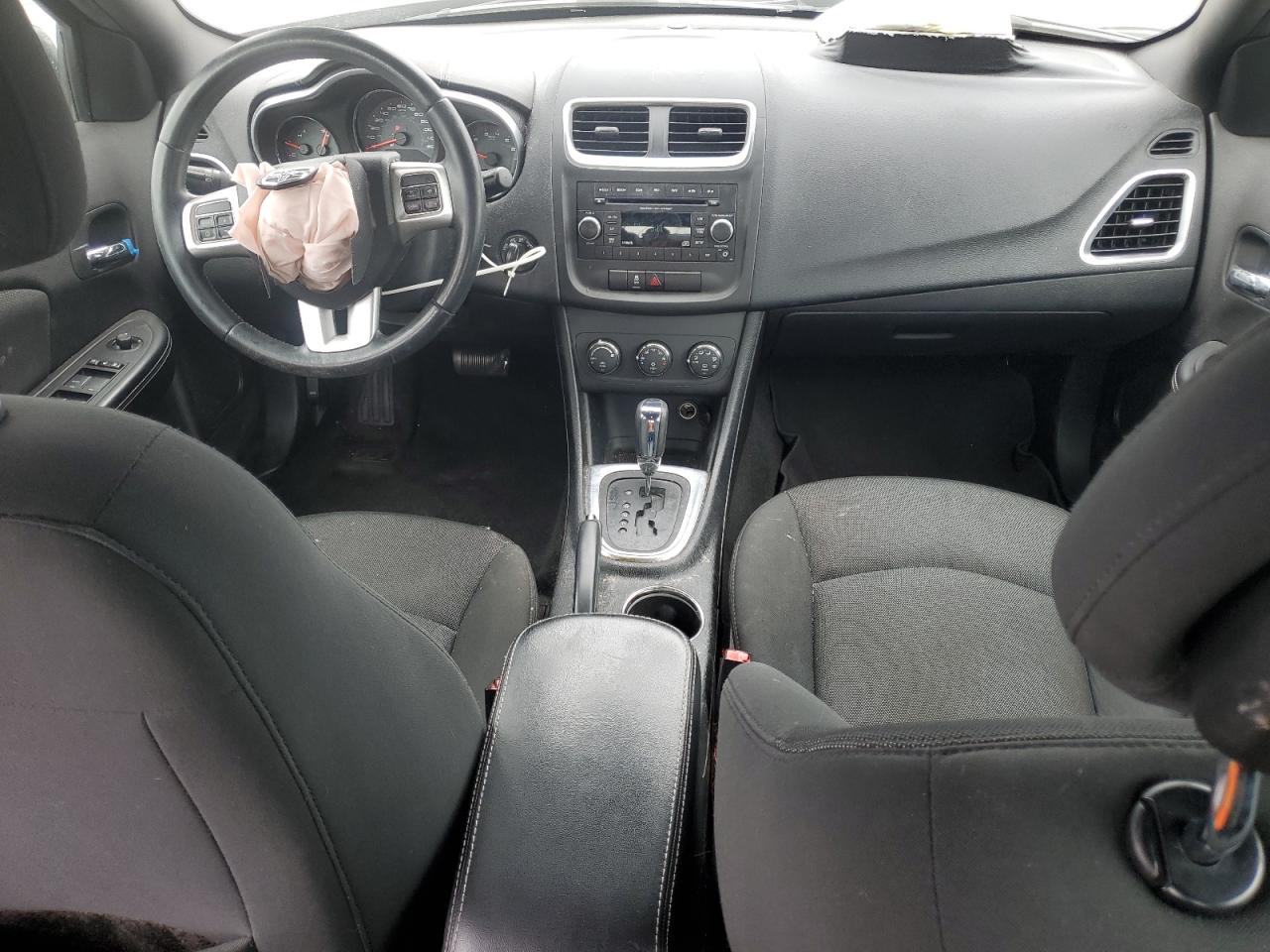 2012 Dodge Avenger - Image 8