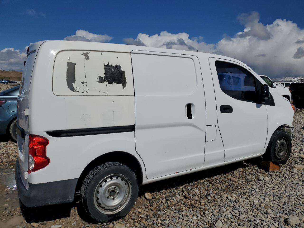2015 Nissan NV - Image 3