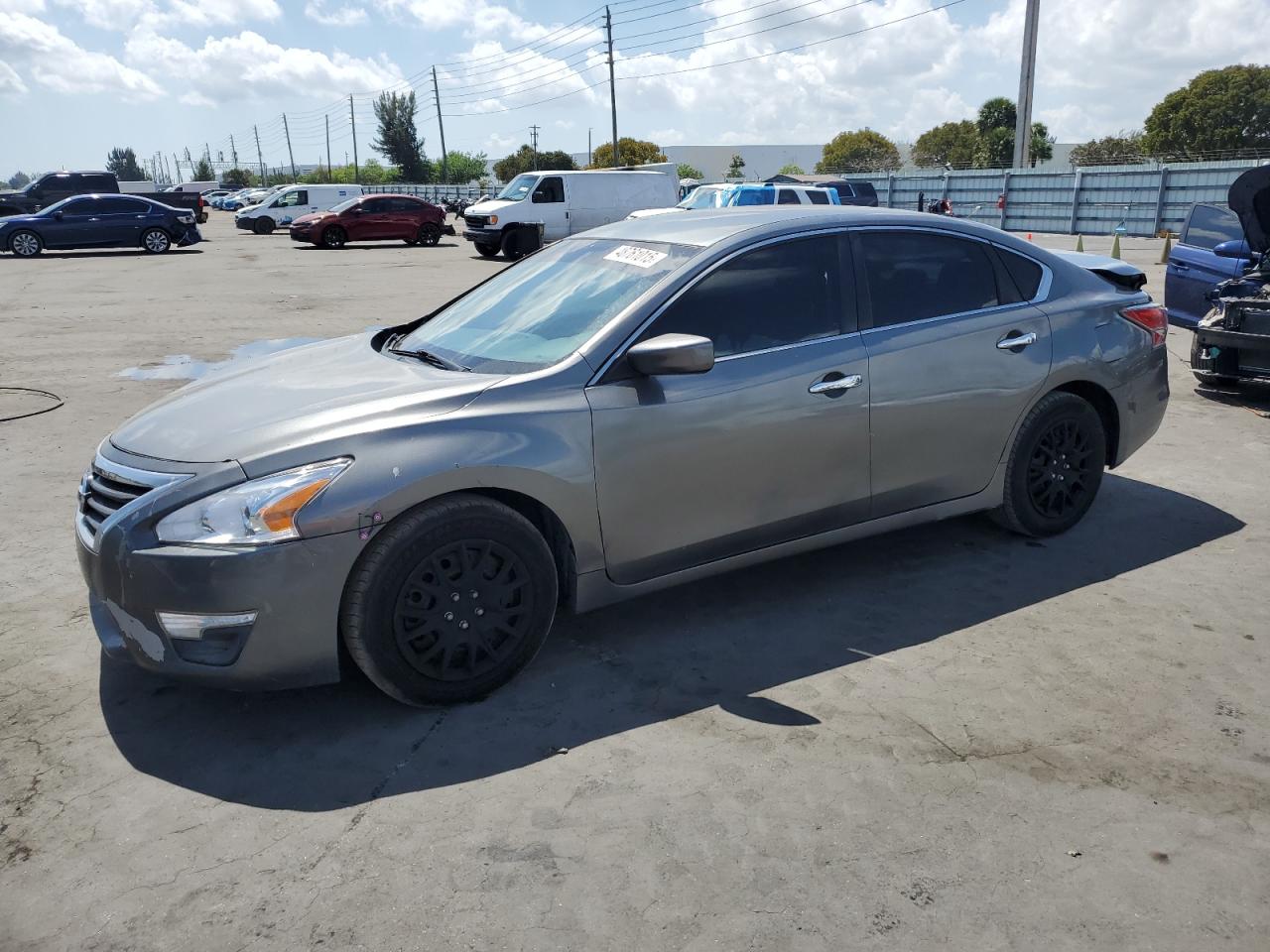 2015 Nissan Altima - Image 1