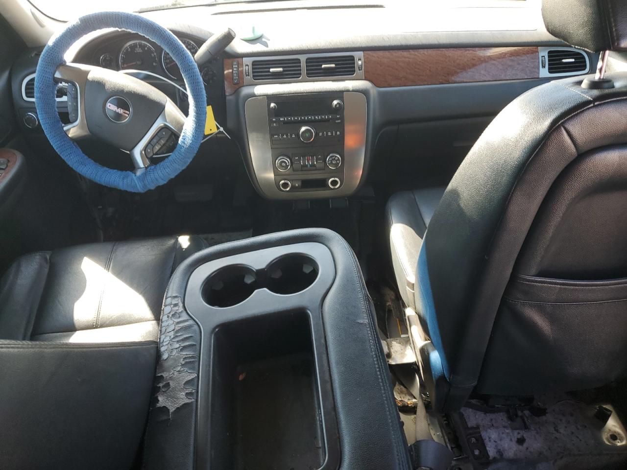 2007 GMC Yukon - Image 8