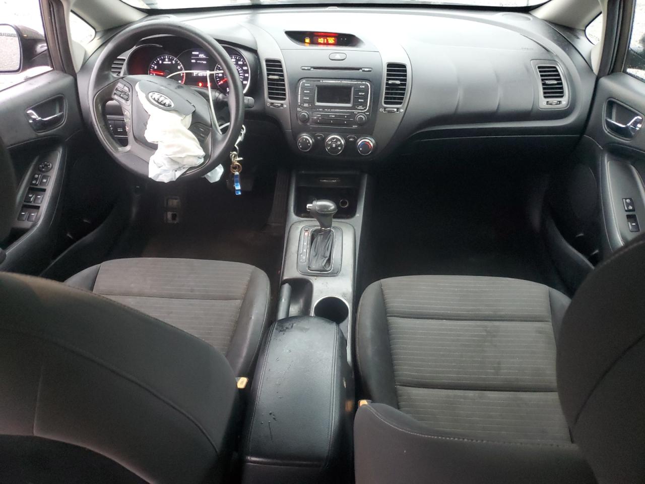 2014 Kia Forte - Image 8