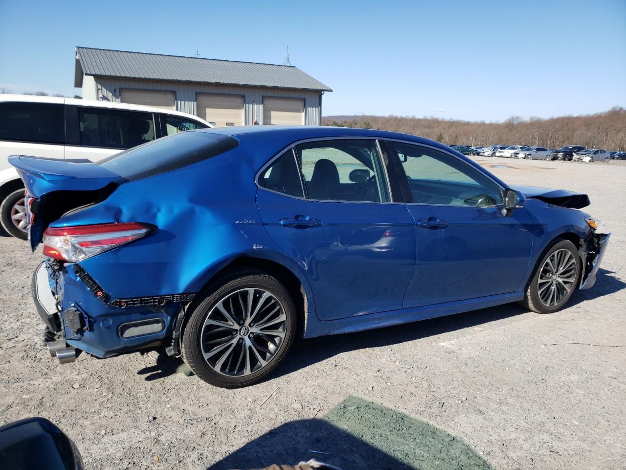 2018 Toyota Camry - Image 3
