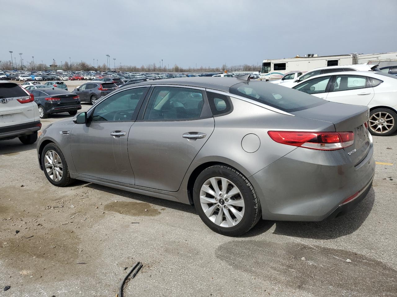 2017 Kia Optima - Image 2