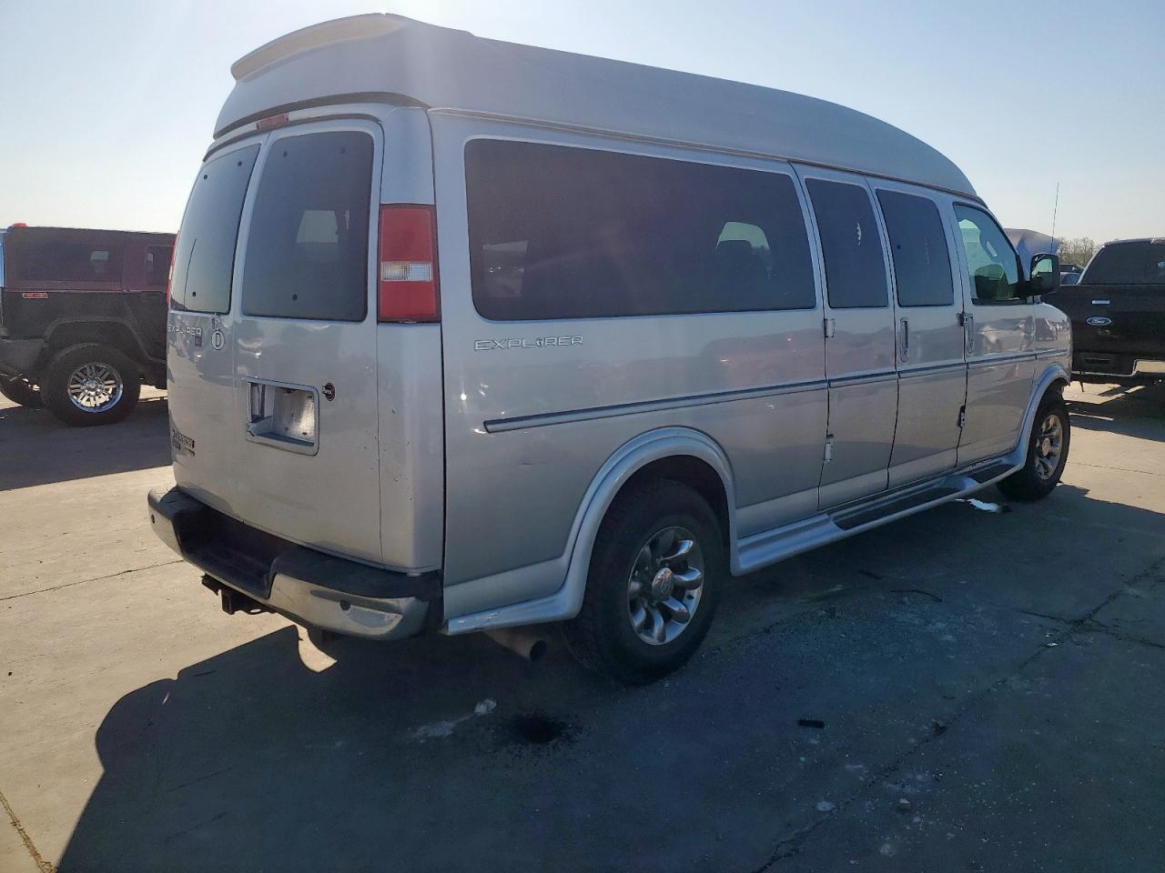 1GCWGBFG8G1126858 CHEVROLET EXPRESS 2016